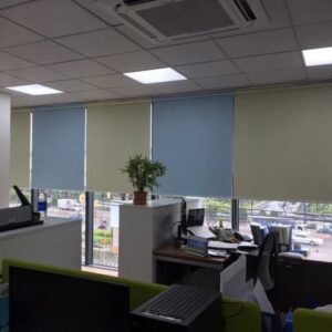Lắp đặt rèm cuốn văn phòng chống nắng TPHCM