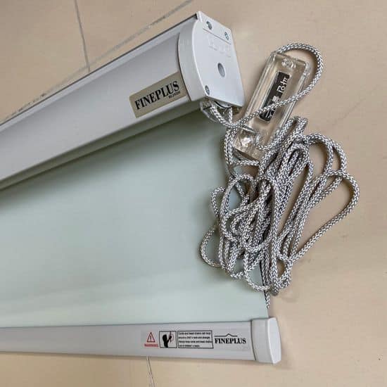 mau-rem-cuon-mang-cau-vong Mẫu rèm cuốn máng cầu vồng và máng thường