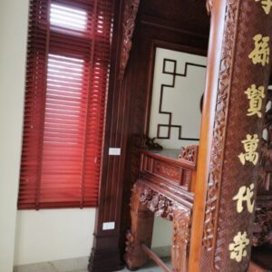 Rèm gỗ cửa sổ phòng thờ
