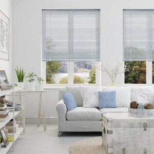 Bộ rèm sáo lá nhôm màu xanh lá cho cửa sổ phòng tắm